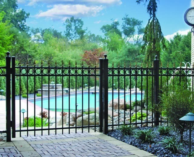 Aluminum fence