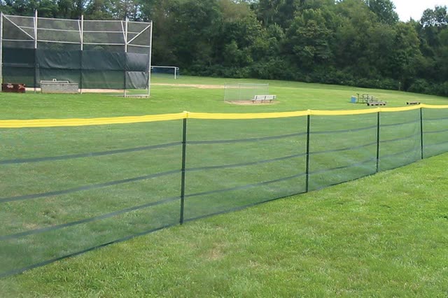 Temporary construction fence